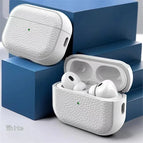 White / Airpods Pro3
