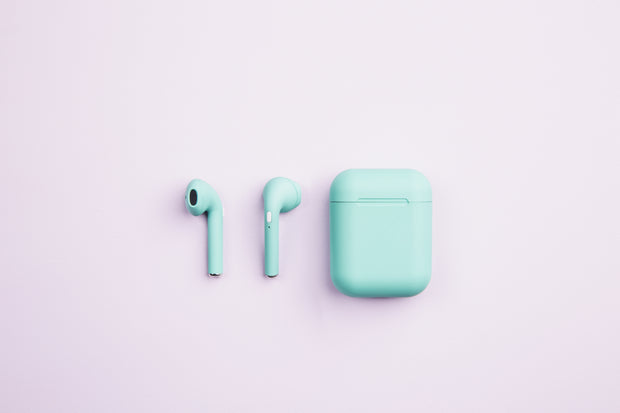 <h4><strong>New in</strong></h4><h1>Earbuds</h1>